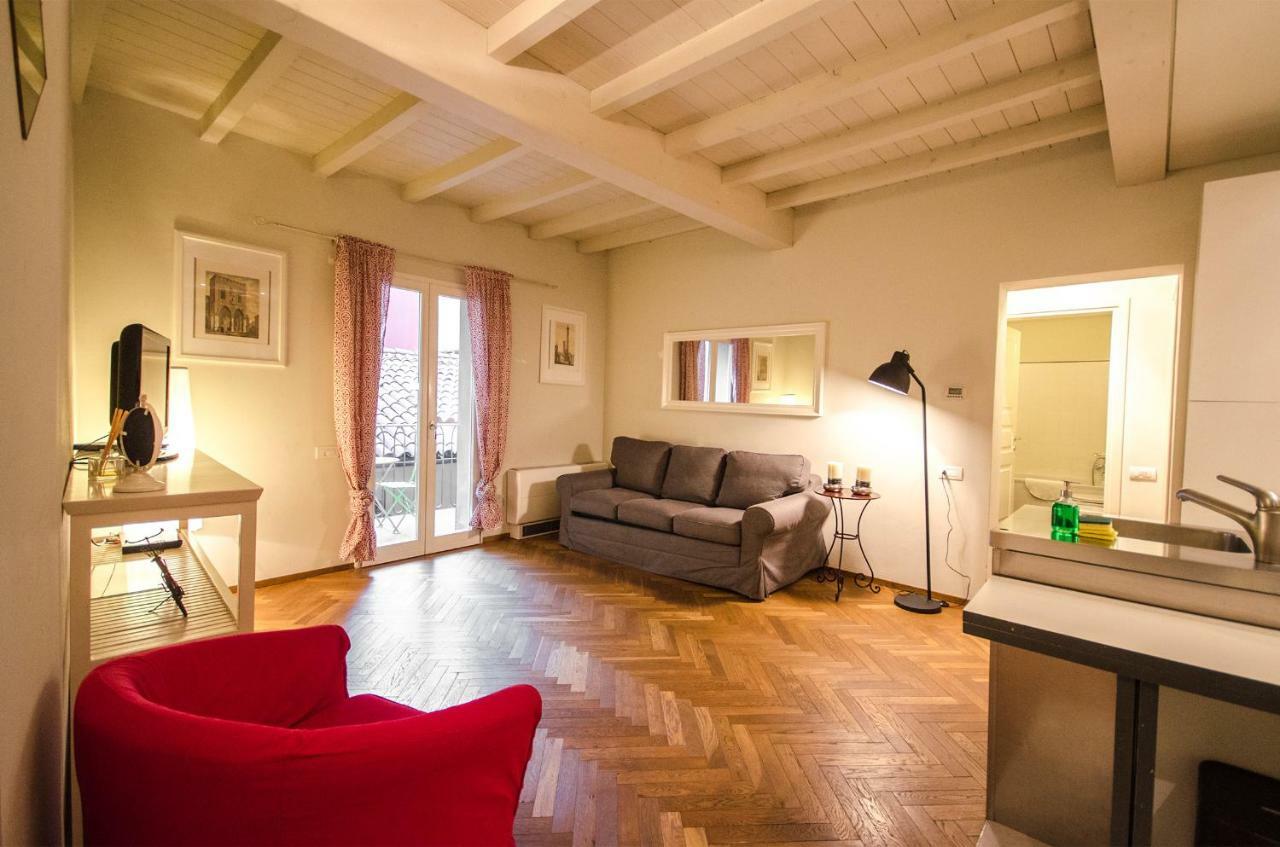 Azeglio Apartment, A Due Passi Da Piazza Maggiore Bologna Exterior photo